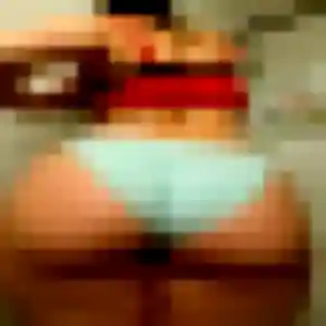 Photo sexy de Nogaye, 24 ans à Cabrières-d'Avignon - rencontre sans lendemain