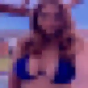 Sexy Oumou Kalsoum, 44 ans à Capian - la contacter