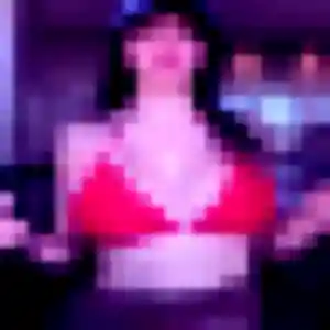 Roxane, 34 ans, en ligne à Caraman pour une rencontre coquine