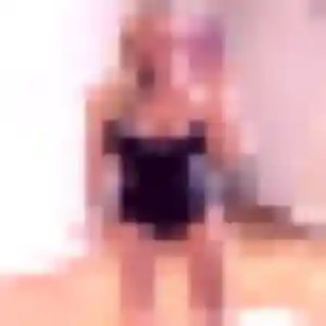 Découvre Adaora, 23 ans à Castelmoron-sur-Lot en privé