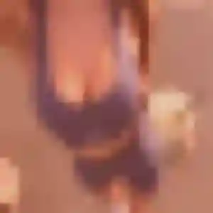 plan cul à Cenon-sur-Vienne : profil de Céline, 24 ans - accès libre