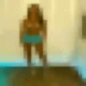 Photo exclusive de Upendo, 23 ans à Chabanais - rencontre coquine