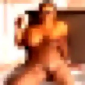 Leïla, 39 ans, connectée à Champagnac pour une rencontre coquine