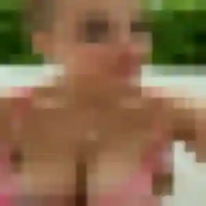 Rejoins Gnilane, 23 ans à Champagnier en privé