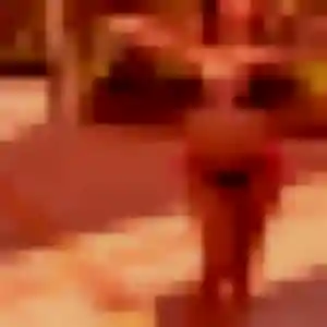 Sexy Isatou, 28 ans à Charbonnières-les-Vieilles - la contacter