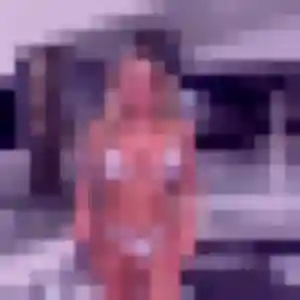 Rachida (24 ans) à Charnas cherche une rencontre ce soir