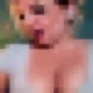 Axelle de Château-la-Vallière, 26 ans - plan cul discret