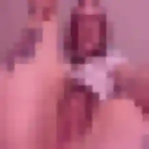 Ehui, 29 ans, disponible à Châteaulin pour une rencontre coquine