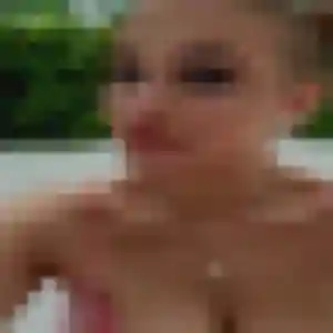 Morenike, 27 ans, en ligne à Chavelot pour une rencontre coquine