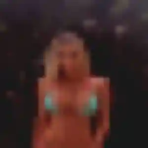 Rejoins Adama, 35 ans à Chevenoz en privé