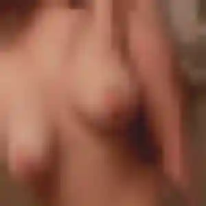 Photo exclusive de Kadja, 32 ans à Clef Vallée d'Eure - plan discret