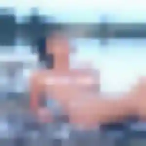 Mériem, 40 ans, en ligne à Coëx pour une rencontre coquine