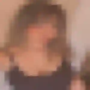 Penda, 24 ans, connectée à Colleville pour un plan cul