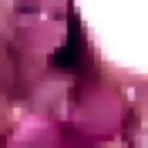 Lise, 22 ans, connectée à Courcoury pour une rencontre coquine
