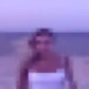 Charmante Bousso, 44 ans à Courseulles-sur-Mer - découvrir son profil
