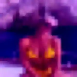 Esi, 26 ans, disponible à Couvron-et-Aumencourt pour une rencontre coquine