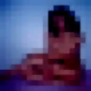 Photo sexy de Amoin, 28 ans à Cremeaux - plan discret
