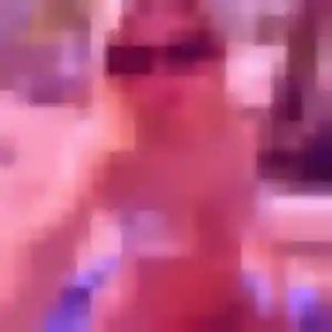 Contacte Mireille, 22 ans à Crevant gratuitement