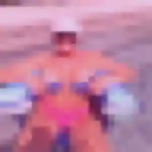 Affoué, 38 ans, disponible à Cugny pour une rencontre coquine