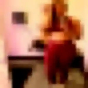 Folake, fille de 36 ans propose plan cul à Curis-au-Mont-d'Or