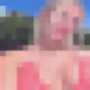 Rencontre Penda, 22 ans à Dampierre-en-Yvelines en privé