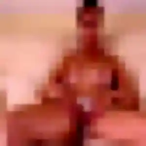 Profil de Oluchi à Daux (22 ans) - plan cul anonyme