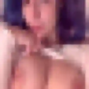 Ablavi, 34 ans, en ligne à Decize pour une rencontre coquine