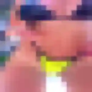 Rachida, 24 ans, connectée à Descartes pour une rencontre coquine