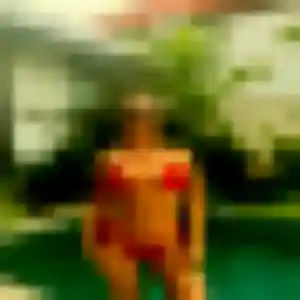 Awa, 23 ans, dispo pour plan cul à Doizieux