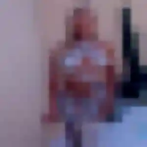 Abibatou, 28 ans, connectée à Domfront-en-Champagne pour une rencontre coquine
