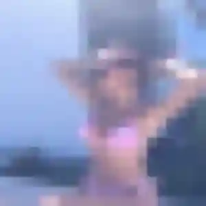Evelyne, 22 ans, dispo pour plan cul à Donnemarie-Dontilly