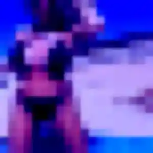 Photo privée de Yolène, 44 ans à Éleu-dit-Leauwette - plan discret