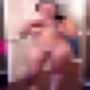 Rencontre Abigail, 44 ans à Entrechaux en privé