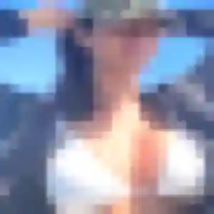 Contacte Rebecca, 42 ans à Éperlecques en privé