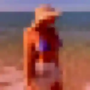Photo exclusive de Ténin, 33 ans à Estrées - plan discret