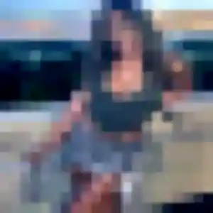 Akissi, 34 ans, connectée à Estrun pour une rencontre coquine