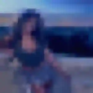 Photo exclusive de Yemisi, 43 ans à Étival-lès-le-Mans - plan discret