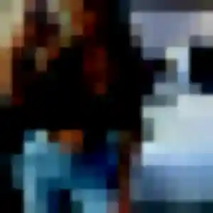 Photo de Oumou à Eynesse (29 ans) - plan cul gratuit