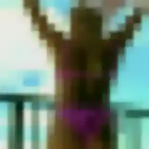 Photo privée de Efua, 26 ans à Faverges-de-la-Tour - rencontre coquine