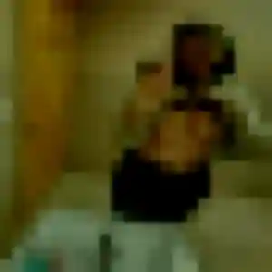 Ruth (22 ans) à Fayl-Billot propose une rencontre ce soir