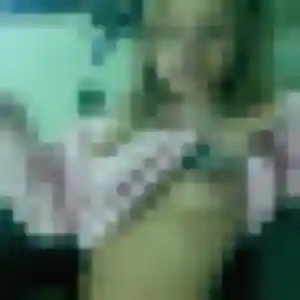 Photo privée de Djénéba, 24 ans à Fontrieu - plan discret