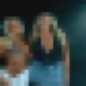 Charmante Jeanine, 30 ans à Fourques - voir sa photo