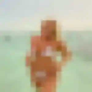 Stella, 24 ans, en ligne à Fressin pour une rencontre coquine