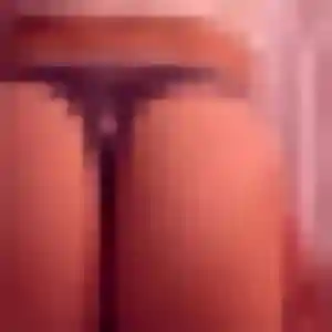 Yasmine, 36 ans, disponible à Géovreisset pour un plan cul