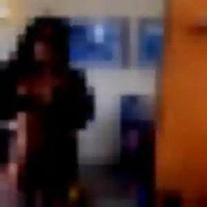 Nabou, 33 ans, connectée à Gerde pour un plan cul