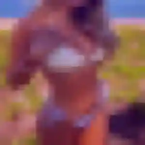 Belle Adélaïde, 25 ans à Gouville-sur-Mer - voir sa photo