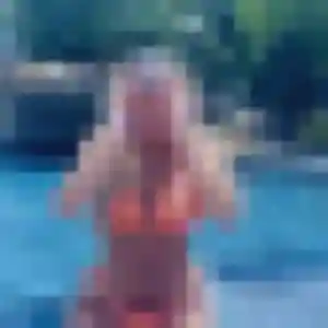 Neema de Gramat, 36 ans - plan cul discret