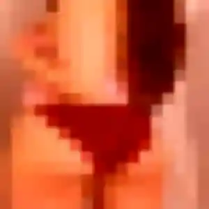 Photo de Suzanne à Grandrieu (26 ans) - plan cul anonyme