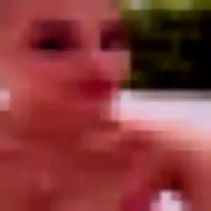 Contacte Zuri, 38 ans à Groslée-Saint-Benoit en privé