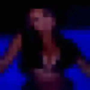 Esi, 27 ans, cherche un plan cul à Guainville